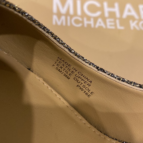 Micheal kors 7.5 Nathalie Flex Black & Gold sparkle pumps - Picture 4 of 8